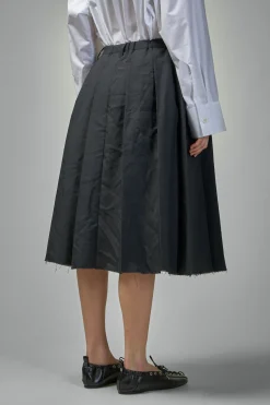 Adnym Lach Kilt - LABELS