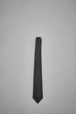 Adnym Tie - LABELS