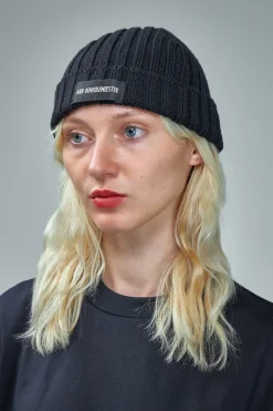 Ann Demeulemeester Hastert Beanie Low Twisted Merino - LABELS