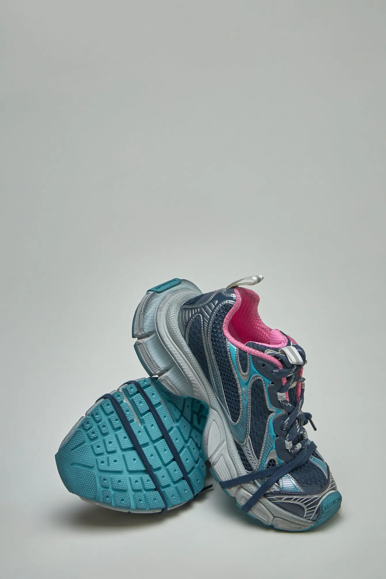 Balenciaga 3XL Sneaker - LABELS