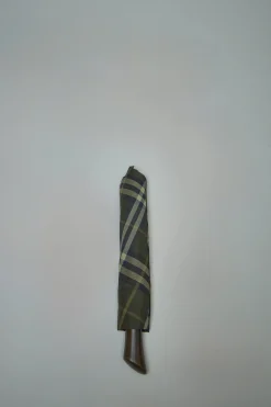Check Folding Umbrella - LABELS