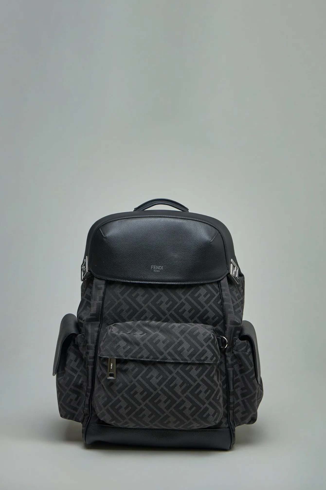 Fendi FF Jacquard Fendi Drive - LABELS