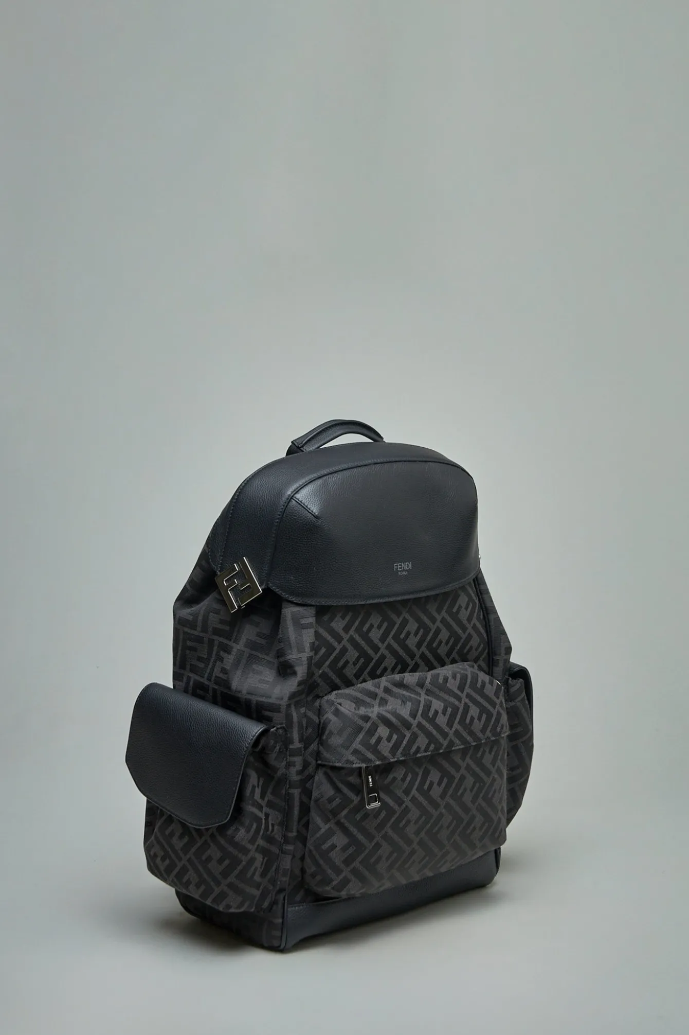 Fendi FF Jacquard Fendi Drive - LABELS