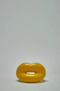 Hotlips Ring Hotlips banana yellow - LABELS