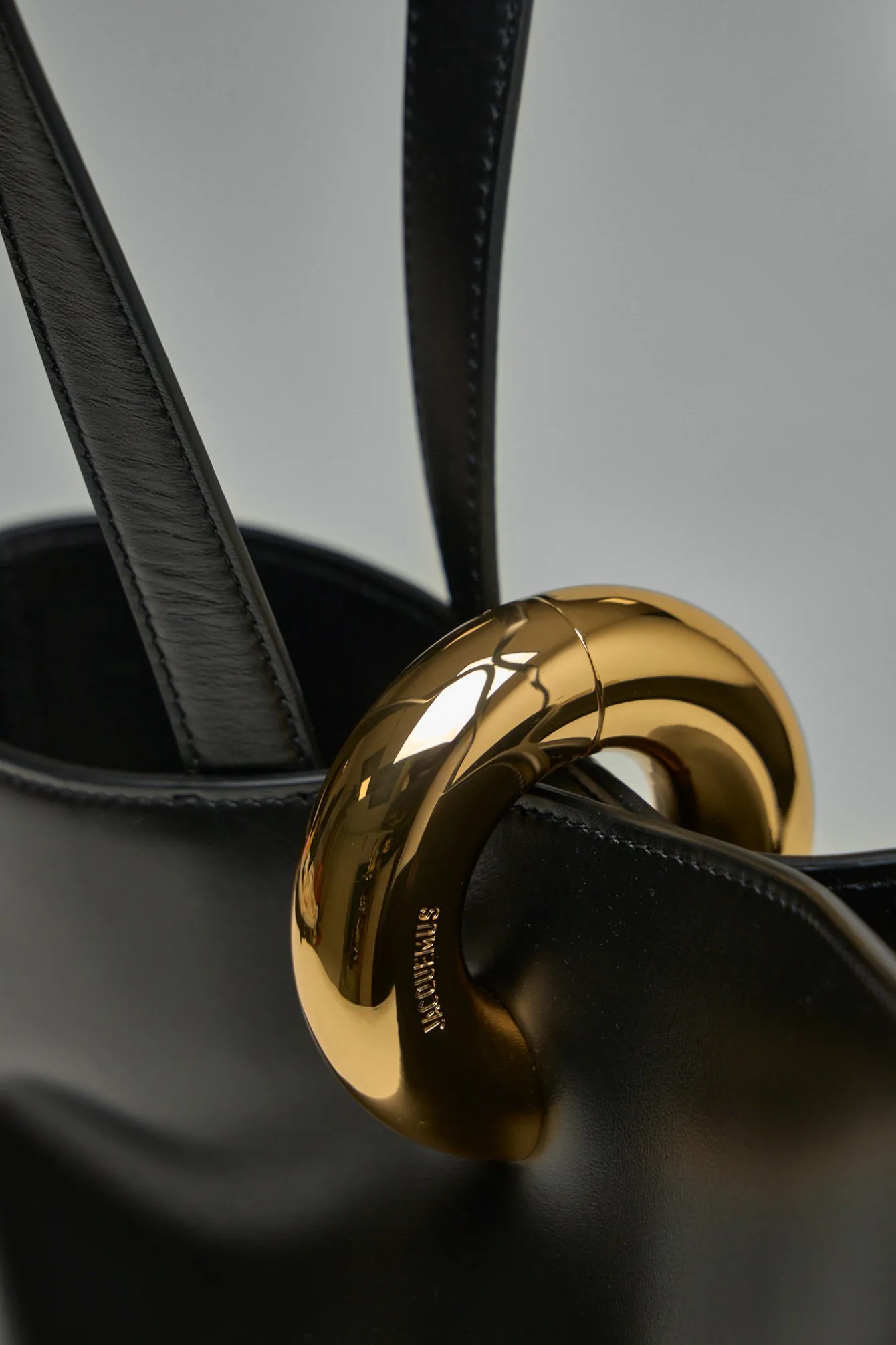 Jacquemus Le Bambola Moyen - LABELS