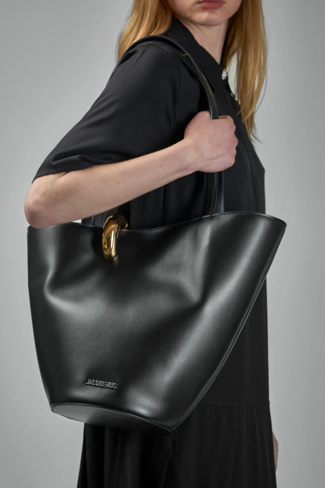 Jacquemus Le Bambola Moyen - LABELS