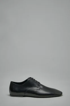 Lace-Up Shoe - LABELS