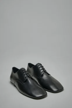 Lace-Up Shoe - LABELS