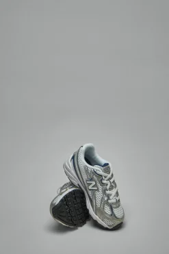New Balance 740v1 - LABELS