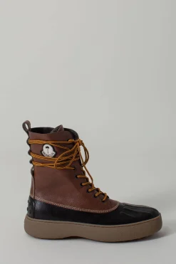 TOD'S Winter Gommino Ankle Boots - LABELS