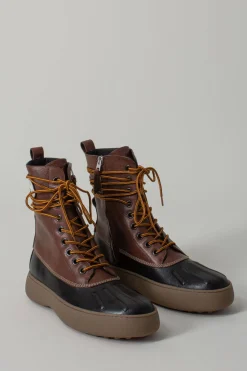 TOD'S Winter Gommino Ankle Boots - LABELS