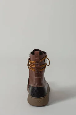 TOD'S Winter Gommino Ankle Boots - LABELS