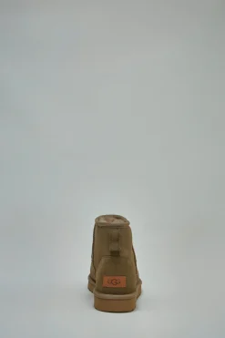 UGG Classic Mini - LABELS