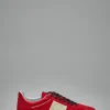 Upvillage Low Top Trainer - LABELS