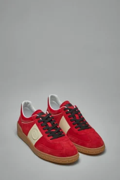 Upvillage Low Top Trainer - LABELS
