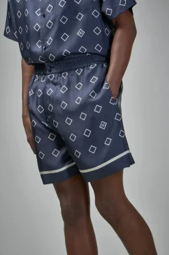 Valentino Bermuda - LABELS