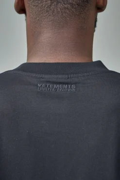 Vetements Oval Logo Oversized T-Shirt - LABELS